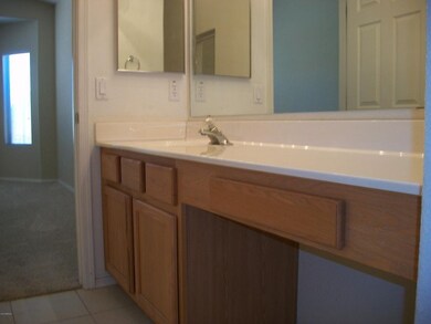 594 W Colt Rd 026