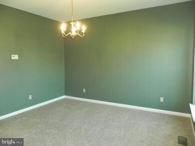 357 Buckingham Cir, Harleysville, PA 19438 - photo 6