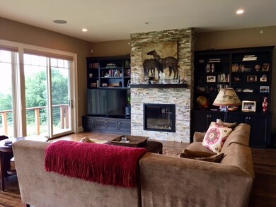 210 Galaxy Hill Ln unit 4, Quechee, VT 05059 - photo 7