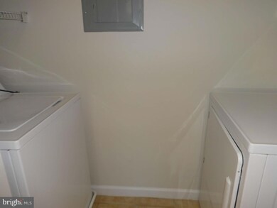 19603 Galway Bay Cir, Germantown, MD 20874 - photo 5