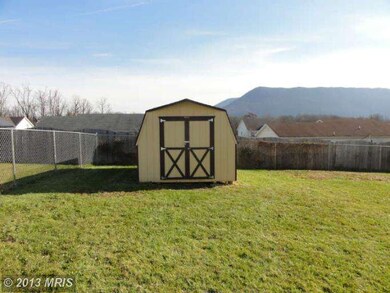 922 Devine Dr, Strasburg, VA 22657 - photo 6