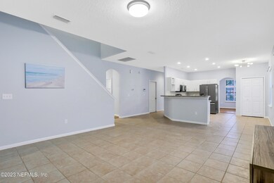 Kitchen/Living Room Area