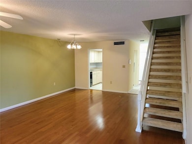 1635 58th Terrace S unit 4, Saint Petersburg, FL 33712 - photo 7