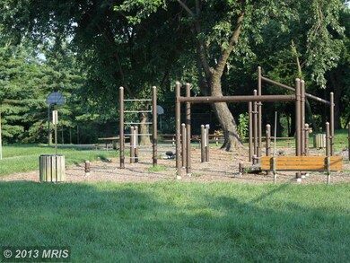 6100 Beacon Hill Place, Capitol Heights, MD 20743 - photo 6