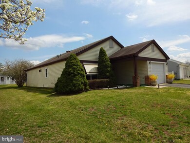 27 Windsor Rd, Southampton, NJ 08088 - photo 2