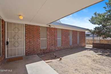 1840 Tom Bolt Dr, El Paso, TX 79936 - photo 7