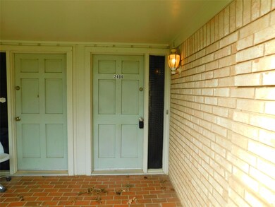 2406 Bernard St unit 24, Denton, TX 76205 - photo 2