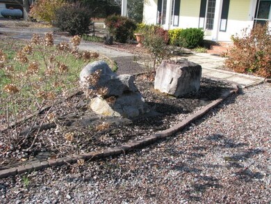 2539 Fairfield Pike, Shelbyville, TN 37160 - photo 3