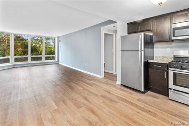 250 E Crescent, Detroit, MI 48207 - photo 3