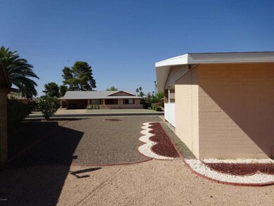 9921 W Caron Dr, Sun City, AZ 85351 - photo 6