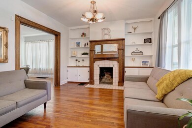 2562 Glen Echo Dr