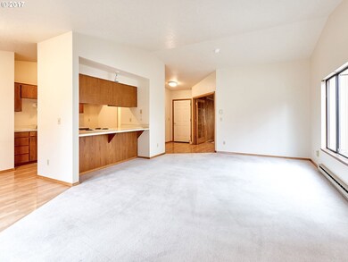 1154 N Pine St, Canby, OR 97013 - photo 3