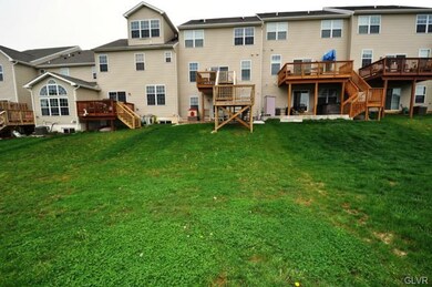 5470 Spring Ridge Dr W, Macungie, PA 18062 - photo 2