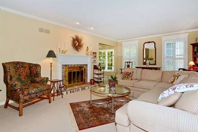 1038 Viking Ct, Batavia, IL 60510 - photo 3