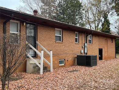 402 E Horah St unit 35, Salisbury, NC 28144 - photo 2