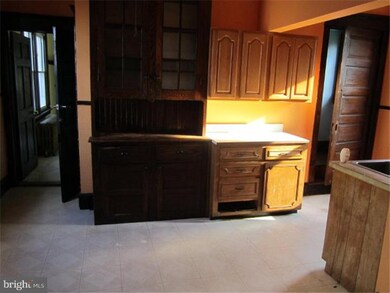 54 S Keystone Ave, Upper Darby, PA 19082 - photo 6