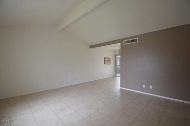 04_LivingRoom
