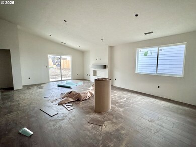 562 Taft St, Umatilla, OR 97882 - photo 3