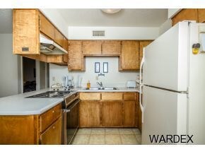 276 Lake Havasu Ave S unit B8, Lake Havasu City, AZ 86403 - photo 4