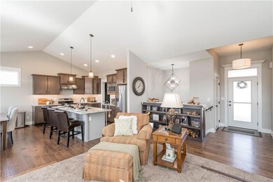 7916 NW 95th St, Johnston, IA 50131 - photo 7