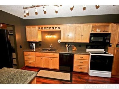 9673 Juniper St NW, Coon Rapids, MN 55433 - photo 2