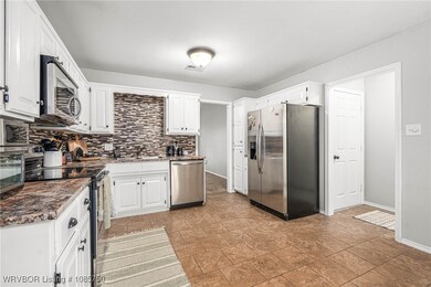 2500 Pine Ln, Barling, AR 72923 - photo 7