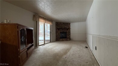 392 Earl Dr NW, Warren, OH 44483 - photo 5