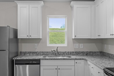 105 Hybrid St, Oxford, NC 27565 - photo 5