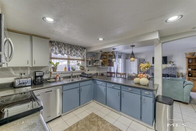 3154 Sandy St, Sparks, NV 89431 - photo 3