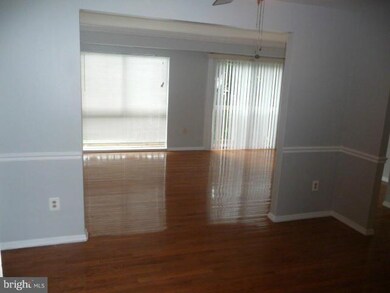 2490 Sun Valley Cir unit 8, Silver Spring, MD 20906 - photo 6