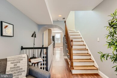 2211 Canary Ct, Baltimore, MD 21231 - photo 3