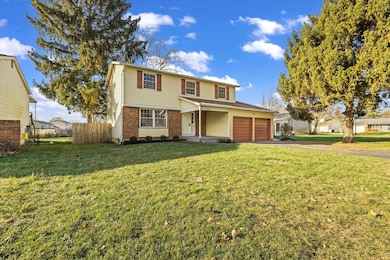 1929 Holly Ridge Rd, Columbus, OH 43219 - photo 2