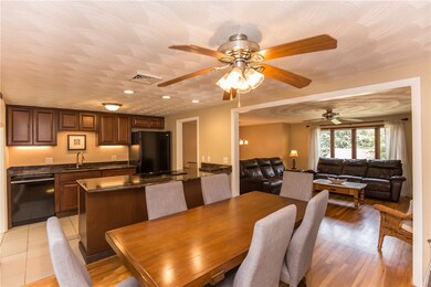 202 Glaude Ln, Woonsocket, RI 02895 - photo 5