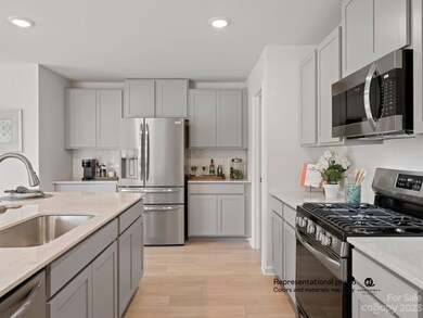 129 Brentwood Dr unit GBD 72, Statesville, NC 28625 - photo 5