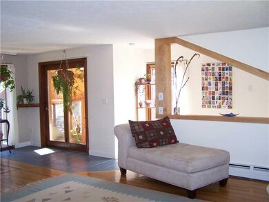 Living Room. Creative lines and spaces.