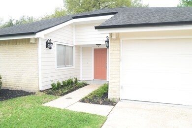 7407 Crystalglen Ln, Houston, TX 77095 - photo 4