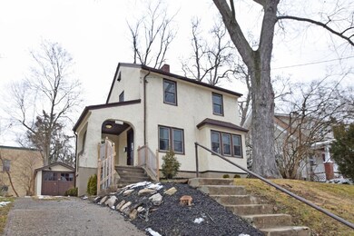 Location! Stroll to the heart of Pleasant Ridge fr