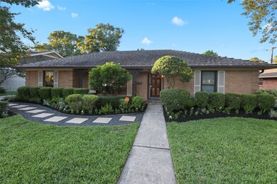 6302 Kury Ln, Houston, TX 77008 - photo 3
