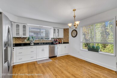 37 Pennybrook Ln, Middletown, NJ 07748 - photo 7