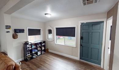 311 E Andrews Ave, Fresno, CA 93704 - photo 7