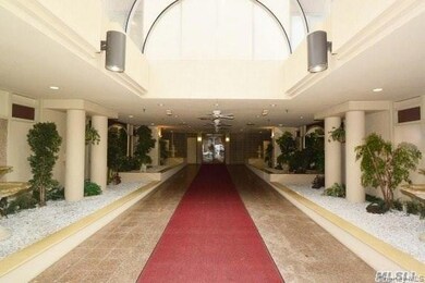 Sea Pointe Towers unit 5M, Long Beach, NY 11561 - photo 2