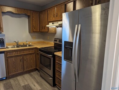 1609 Ororke Ln SW unit C, Decatur, AL 35603 - photo 5