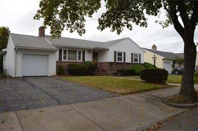 18 Joseph Rd, Newtonville, MA 02460 - photo 2