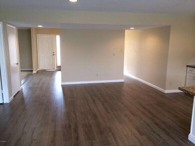 06 Family Room