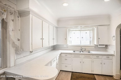 110 E Bellevue St, Leslie, MI 49251 - photo 7