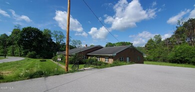 585 Berwind Rd, Hollidaysburg, PA 16648 - photo 5