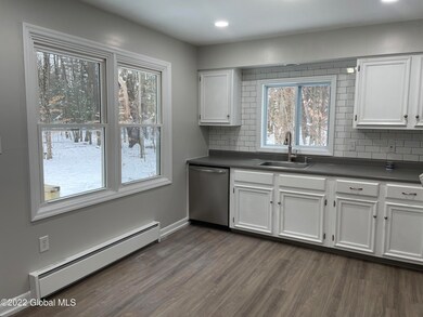 10 Hammond Dr unit 1 & 2, Gansevoort, NY 12831 - photo 3