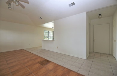 14211 Timberhaven Dr, Houston, TX 77066 - photo 3