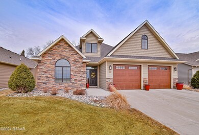 584 Autumn Woods Blvd, Grand Forks, ND 58201 - photo 2