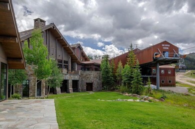 The Ridge Club w Gondola Station